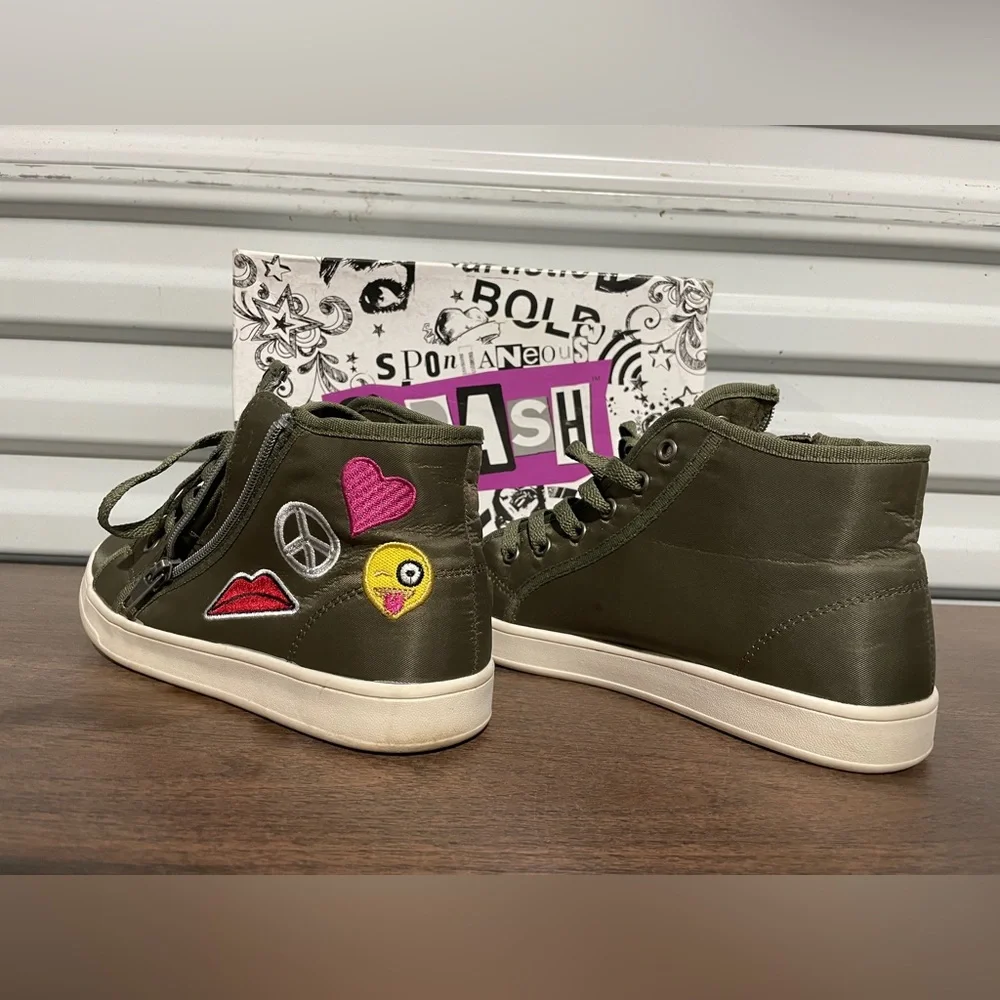 Brash Shoes "Cassidy" Olive Green Military Style Emoji Women's Shoes, Size 7.5 - Picture 8 of 13